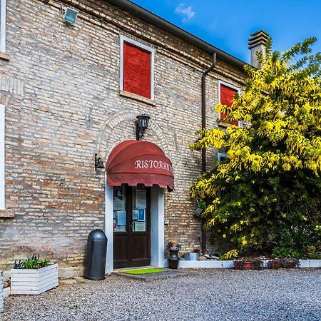La Locanda Degli Artisti Medelana Екстериор снимка