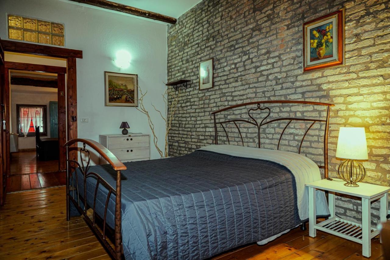 La Locanda Degli Artisti Medelana Екстериор снимка